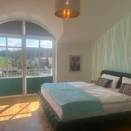 Villenzimmer Mit Eigenem Bad, Kunst Und Aussicht Homestay Niederdorla